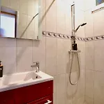 Kronberg Apartment *