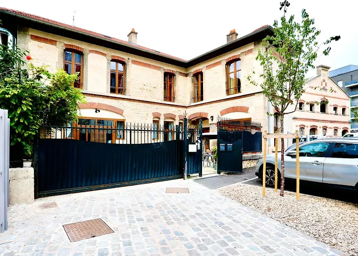 Kronberg Apartment *